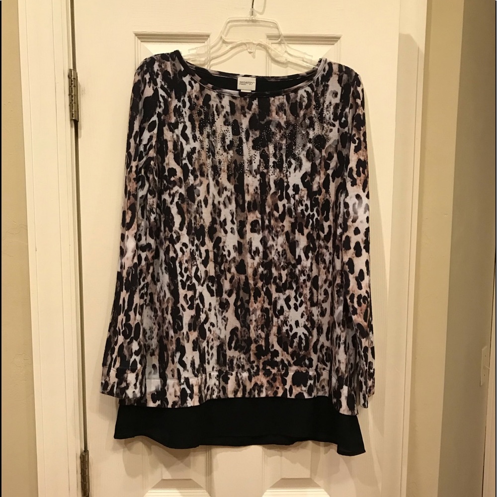 Chico’s Zenergy print top